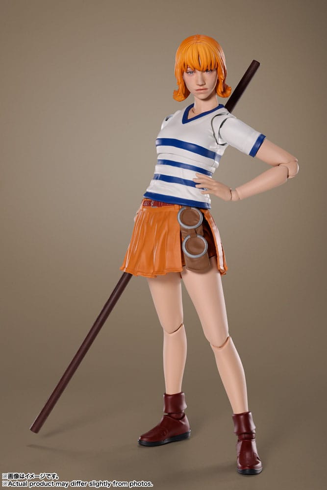One Piece Live Action S.H. Figuarts Actionfigur Nami 15 cm  - Versand: 5-7 Tage nach Bestellung