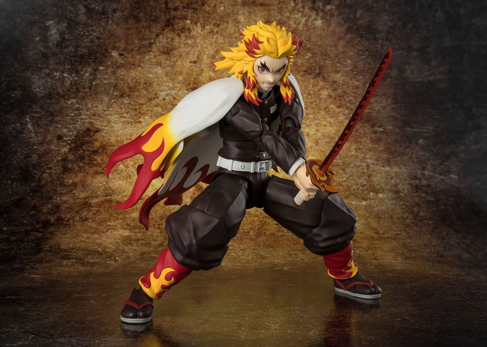 Demon Slayer: Kimetsu no Yaiba S.H.Figuarts Actionfigur Kyojuro Rengoku 15 cm            - Versand: 5-7 Tage nach Bestellung