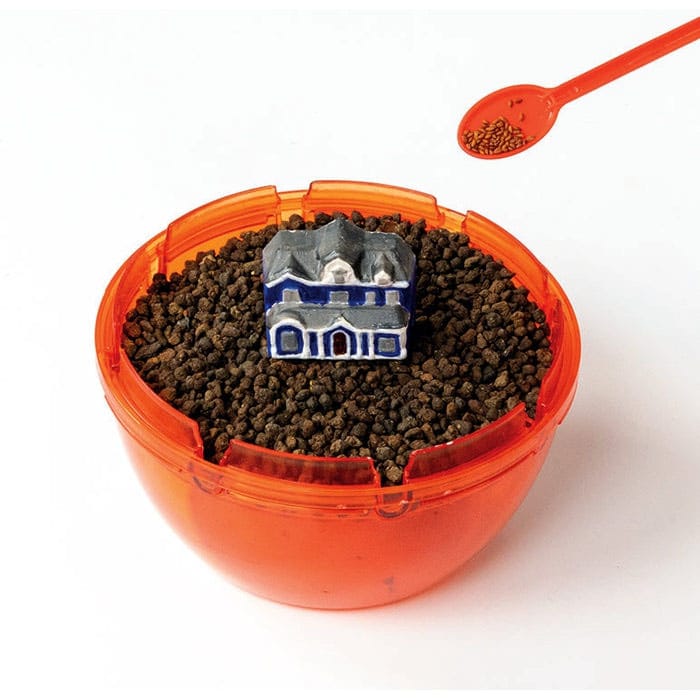 Stranger Things The Upside Down Terrarium - Preorder - ETA: 03.02.2026