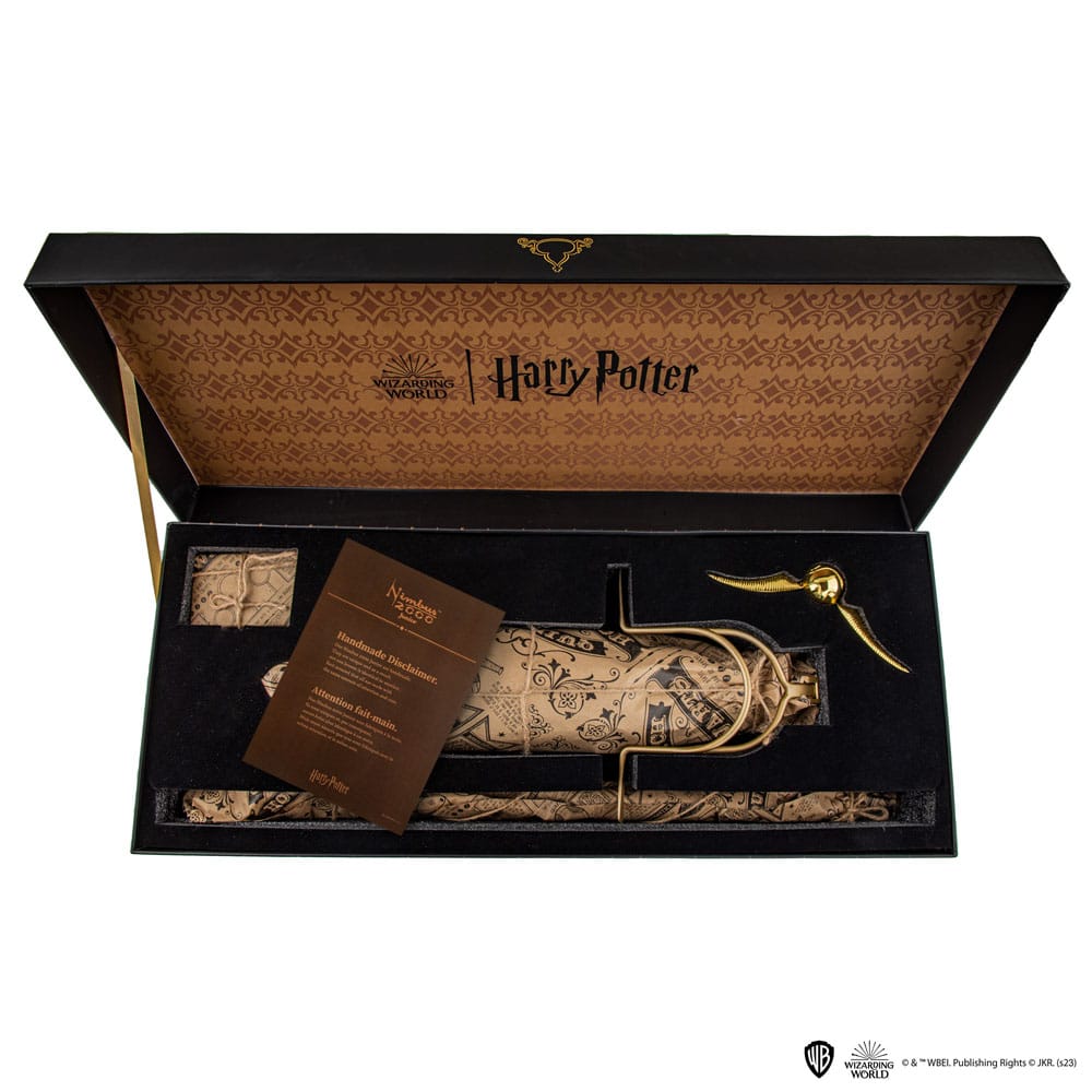 Harry Potter Replik 1/1 Nimbus 2000 Junior Zauberbesen  - Versand: 5-7 Tage nach Bestellung
