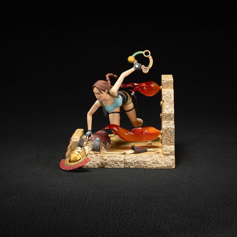 Tomb Raider 1996 PVC Statue Lara Croft Classic Era 17 cm  - Versand: 5-7 Tage nach Bestellung