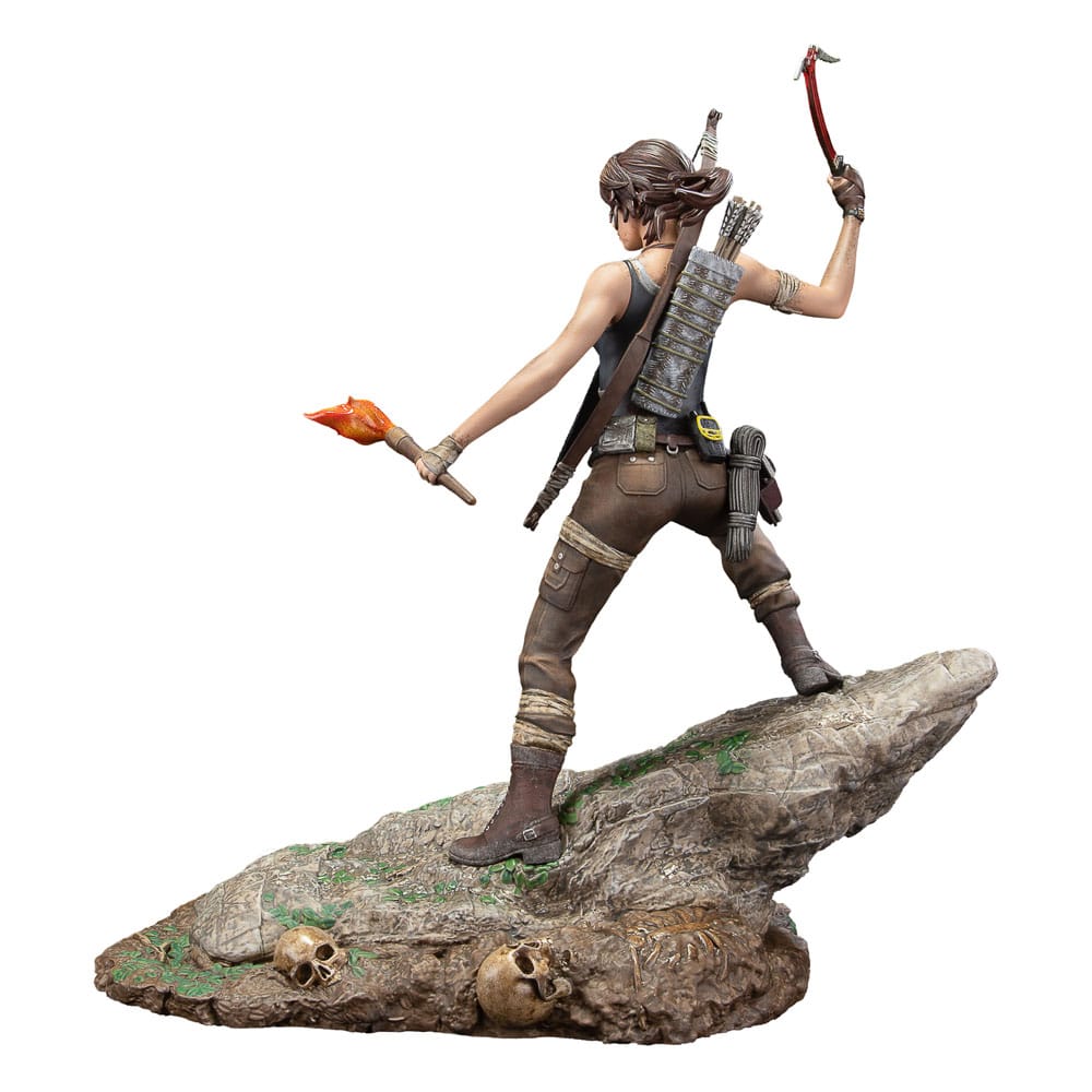 Tomb Raider PVC Statue Lara Croft Survivor Era 33 cm    - Preorder - ETA: 20.11.2025