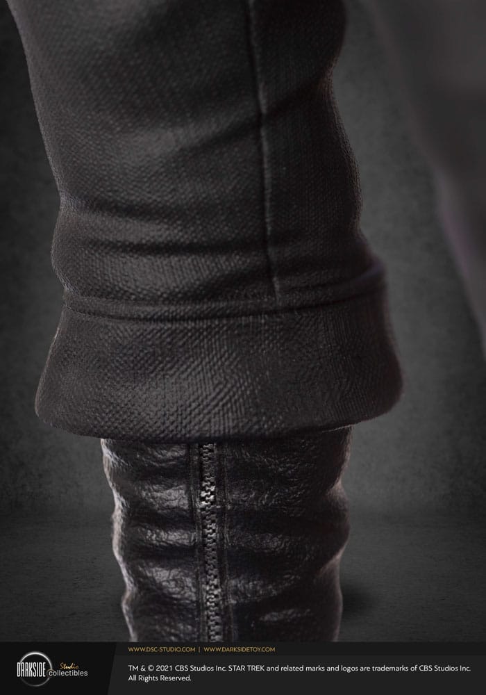 Star Trek Musuem Statue 1/3 Captain James T Kirk 64 cm - Versand: 5-7 Tage nach Bestellung