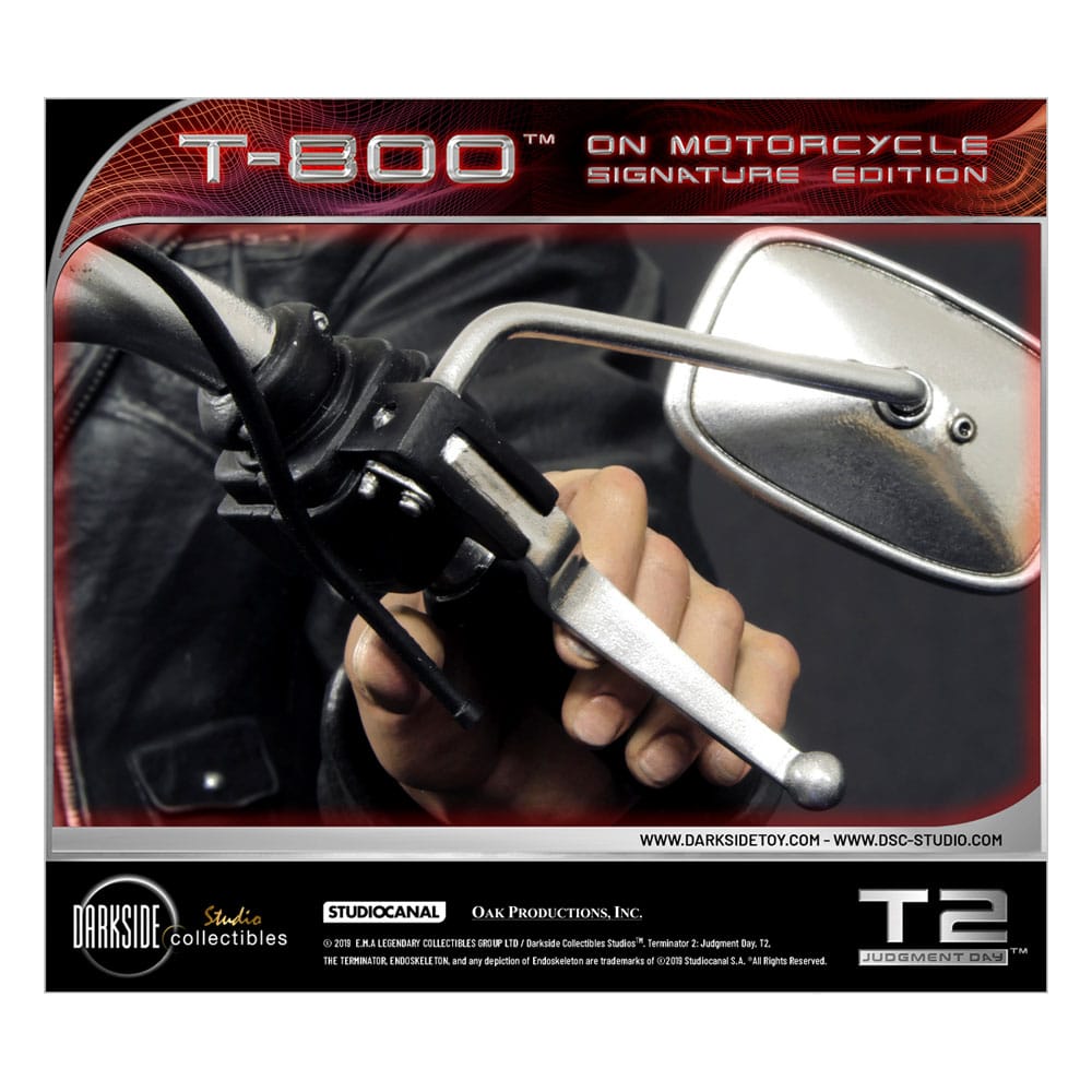 Terminator 2 Statue T-800 On Motorcycle Limited Signature Edition Exclusive 70 cm - Preorder - ETA: 26.11.2025