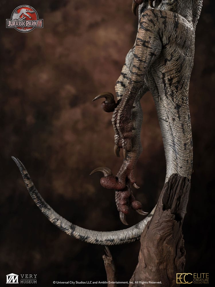 Jurassic Park III Maquette 1/4 Female Velociraptor White Queen 103 cm  - Preorder - ETA: 25.11.2026