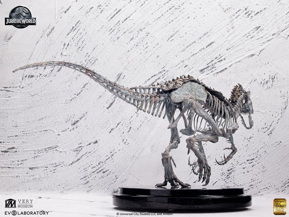 Jurassic World Statue 1/24 Indominus Rex Skeleton Bronze 24 cm - Preorder - ETA: 25.05.2027