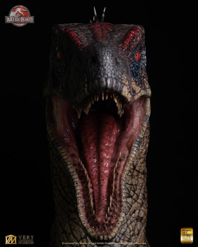 Jurassic Park III Life Size Büste Male Alpha Velociraptor "Blood Knight" 83 cm - Preorder - ETA: 25.08.2027