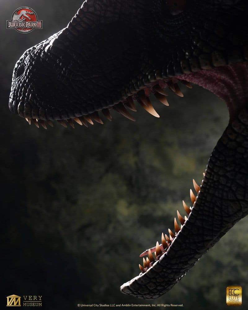 Jurassic Park III Life Size Büste Male Alpha Velociraptor "Blood Knight" 83 cm - Preorder - ETA: 25.08.2027