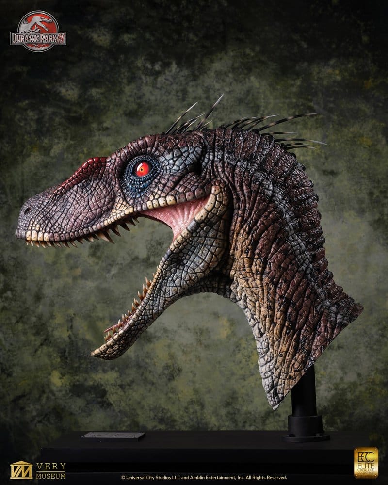 Jurassic Park III Life Size Büste Male Alpha Velociraptor "Blood Knight" 83 cm - Preorder - ETA: 25.08.2027