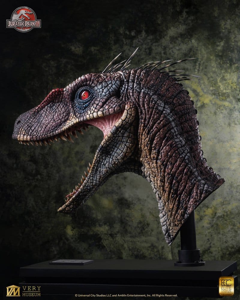 Jurassic Park III Life Size Büste Male Alpha Velociraptor "Blood Knight" 83 cm - Preorder - ETA: 25.08.2027