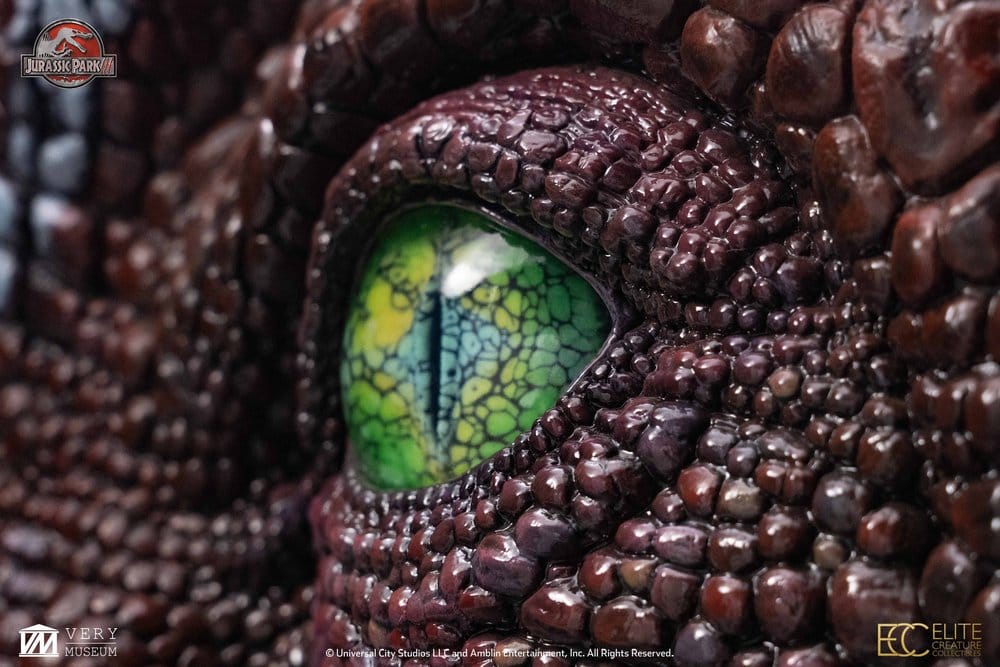 Jurassic Park III Replik Spinosaurus Eye Prop (Reproduction) 39 cm - Preorder - ETA: 25.05.2027