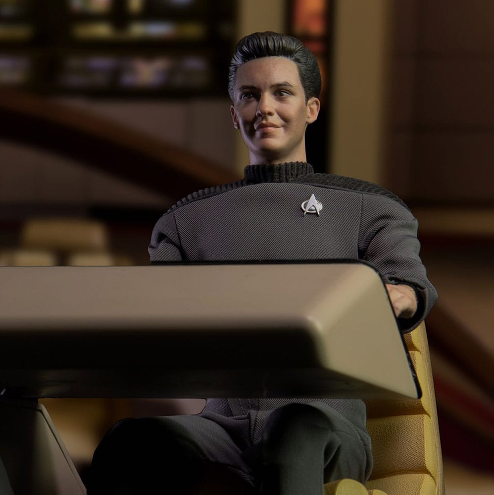 Raumschiff Enterprise - Das nächste Jahrhundert Actionfigur 1/6 Wesley Crusher 30 cm - Preorder - ETA: 30.10.2025