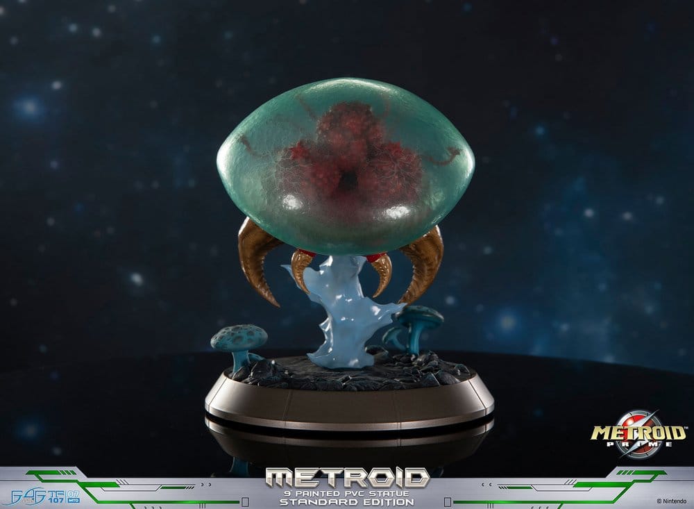 Metroid Prime PVC Figur Metroid (Standard) (Glow in the Dark) 21 cm - Preorder - ETA: 25.05.2027