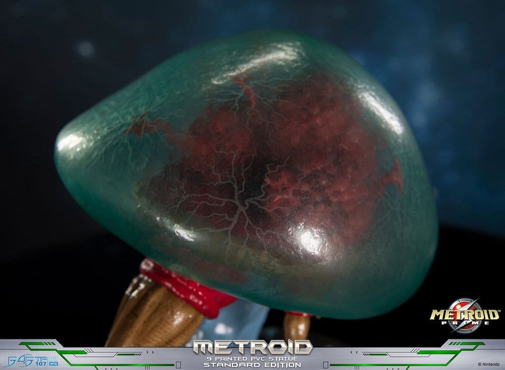 Metroid Prime PVC Figur Metroid (Standard) (Glow in the Dark) 21 cm - Preorder - ETA: 25.05.2027