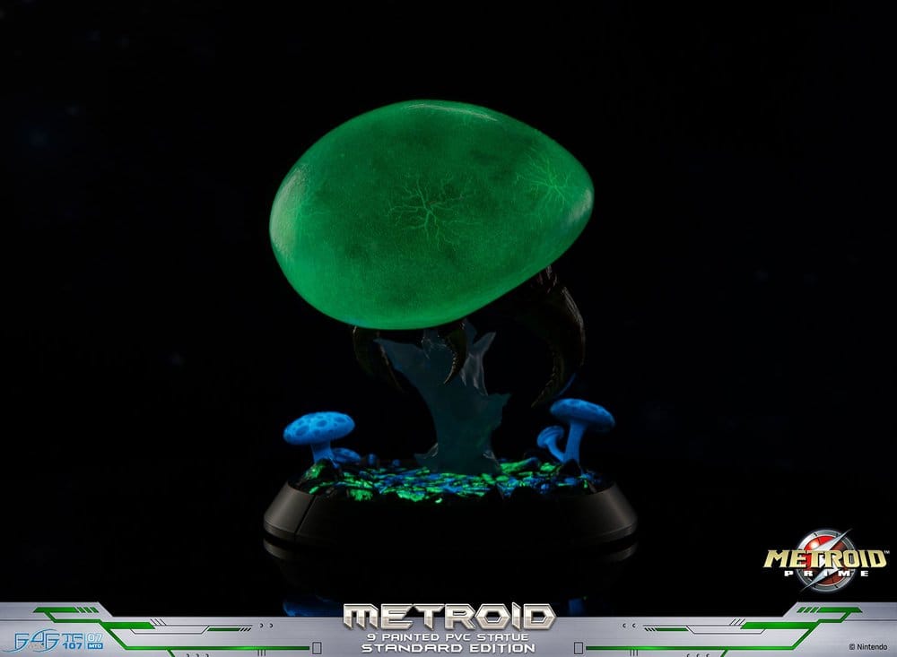 Metroid Prime PVC Figur Metroid (Standard) (Glow in the Dark) 21 cm - Preorder - ETA: 25.05.2027