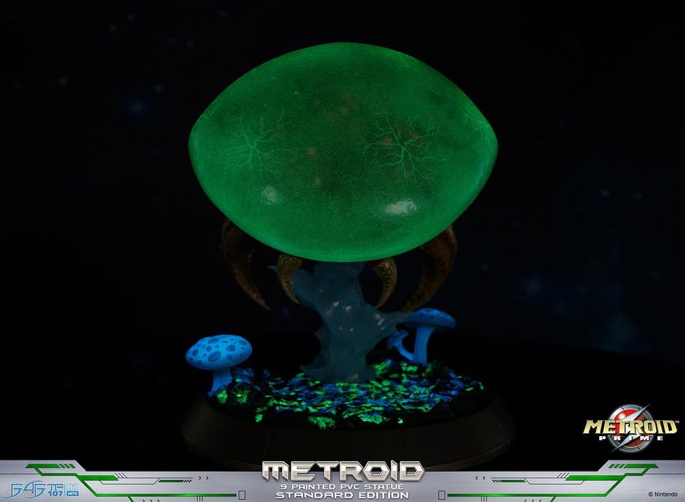 Metroid Prime PVC Figur Metroid (Standard) (Glow in the Dark) 21 cm - Preorder - ETA: 25.05.2027