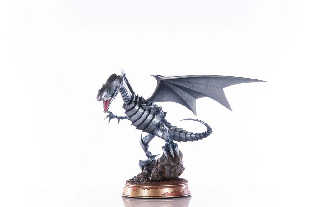 Yu-Gi-Oh! PVC Statue Blue-Eyes White Dragon Silver Edition 35 cm - Preorder - ETA: 25.10.2026