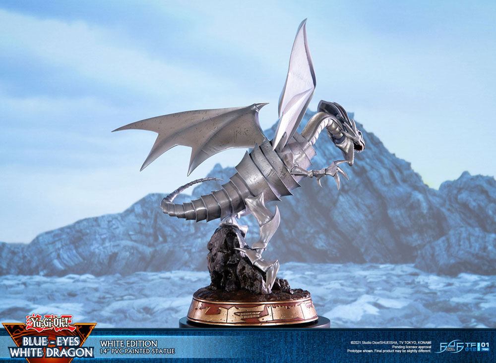 Yu-Gi-Oh! PVC Statue Blue-Eyes White Dragon White Edition 35 cm - Preorder - ETA: 25.10.2026
