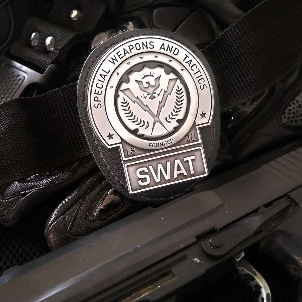 Batman The Dark Knight Replik 1/1 Gotham City SWAT Badge Limited Edition  - Versand: 5-7 Tage nach Bestellung