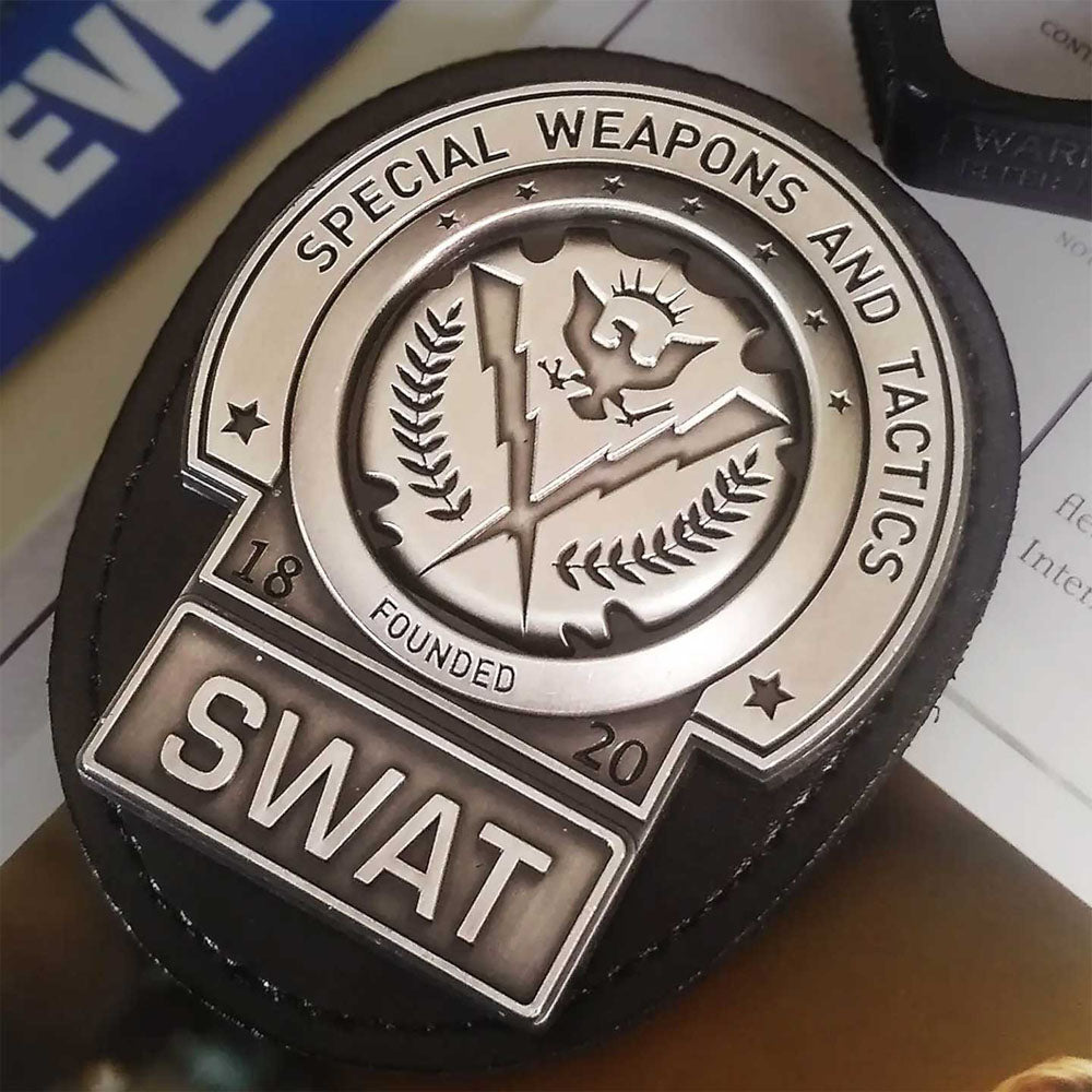 Batman The Dark Knight Replik 1/1 Gotham City SWAT Badge Limited Edition  - Versand: 5-7 Tage nach Bestellung