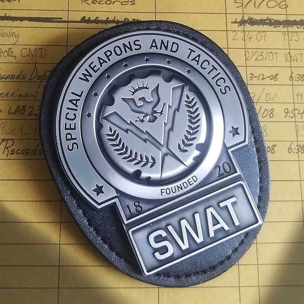 Batman The Dark Knight Replik 1/1 Gotham City SWAT Badge Limited Edition  - Versand: 5-7 Tage nach Bestellung