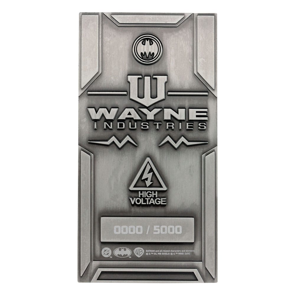 DC Comics Metallbarren Batman Armour Limited Edition   - Preorder - ETA: 25.04.2026