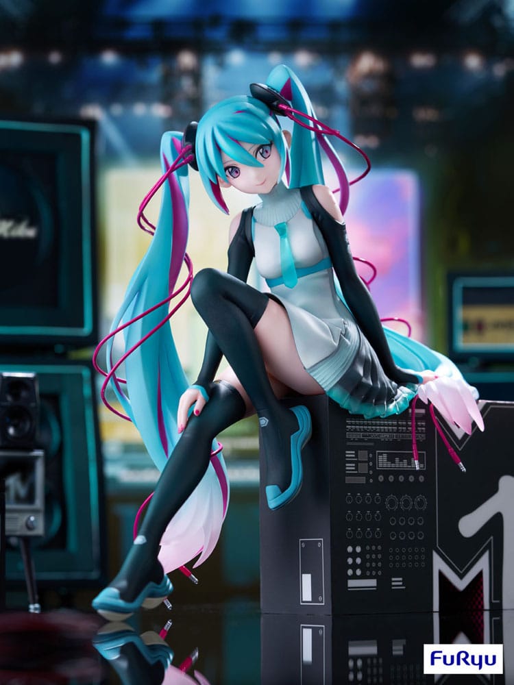 Hatsune Miku Statue 1/7 Hatsune Miku x MTV 20 cm - Versand: 5-7 Tage nach Bestellung