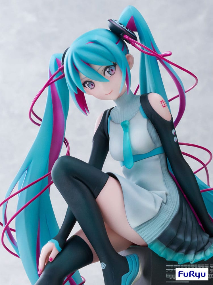Hatsune Miku Statue 1/7 Hatsune Miku x MTV 20 cm - Versand: 5-7 Tage nach Bestellung