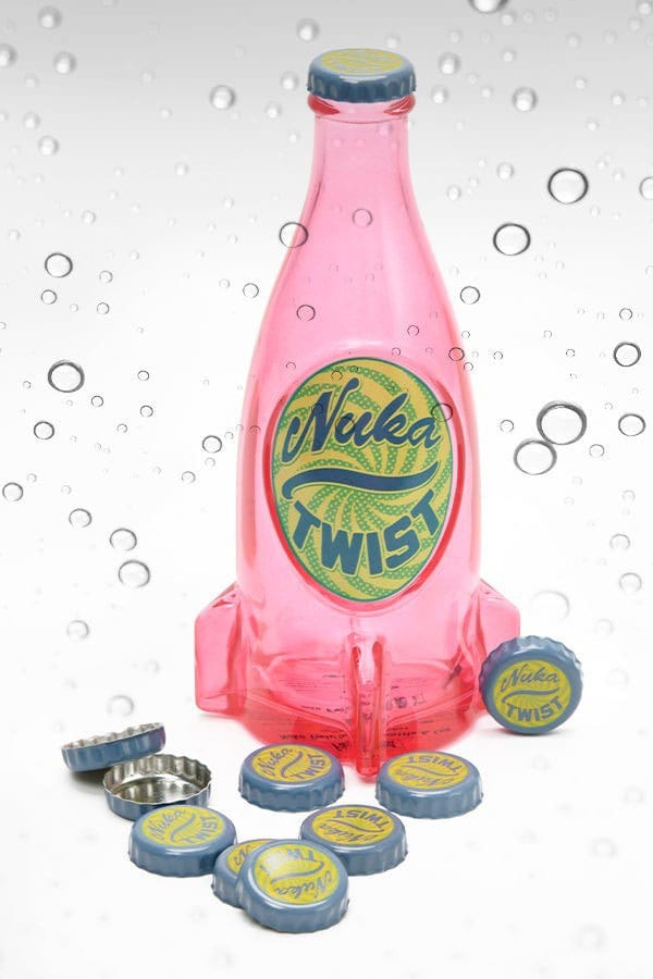 Fallout Bottle Series Replik Glass Bottle & Cap Nuka Twist - Preorder - ETA: 25.11.2025