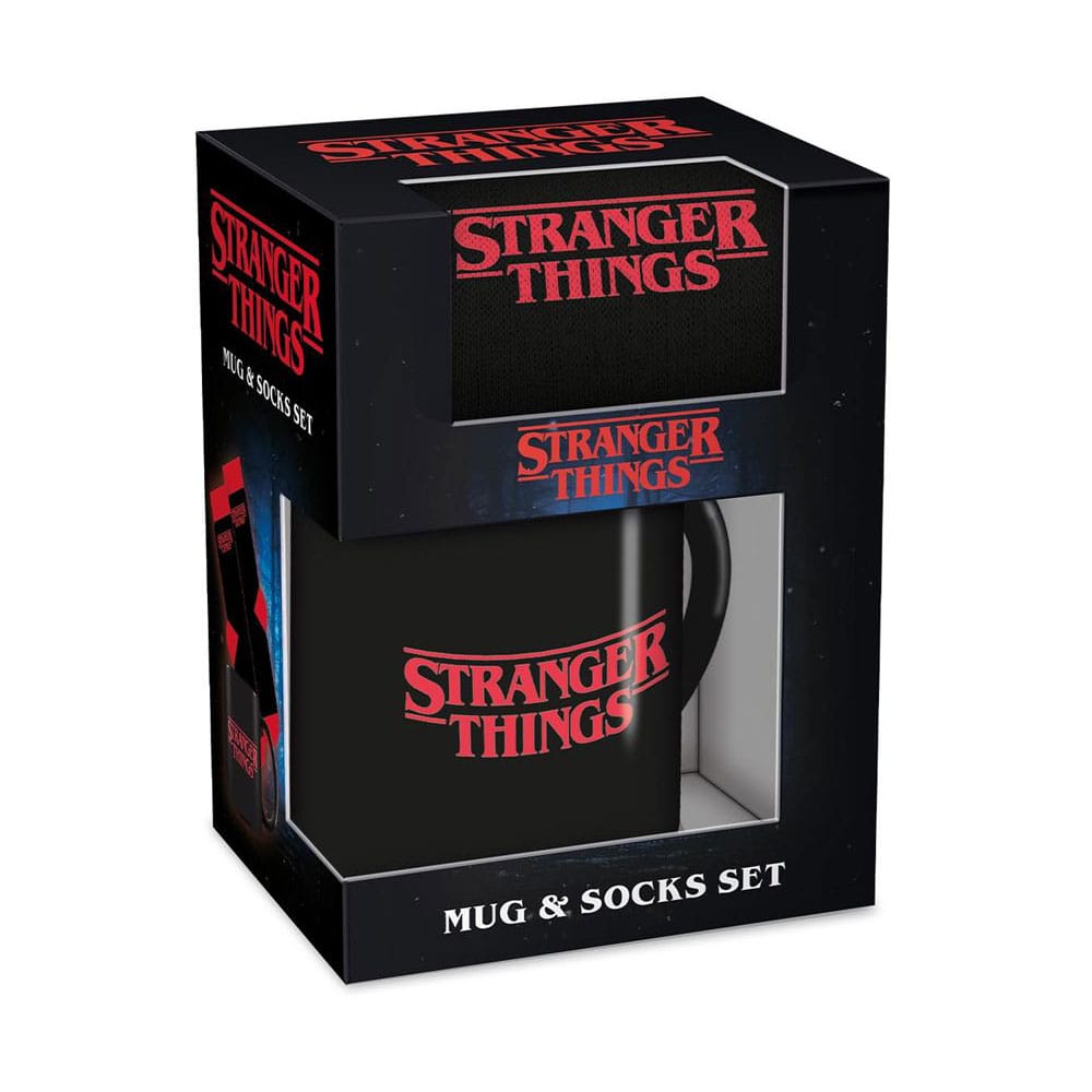 Stranger Things Tasse & Socken Set Logo - Preorder - ETA: 02.01.2026