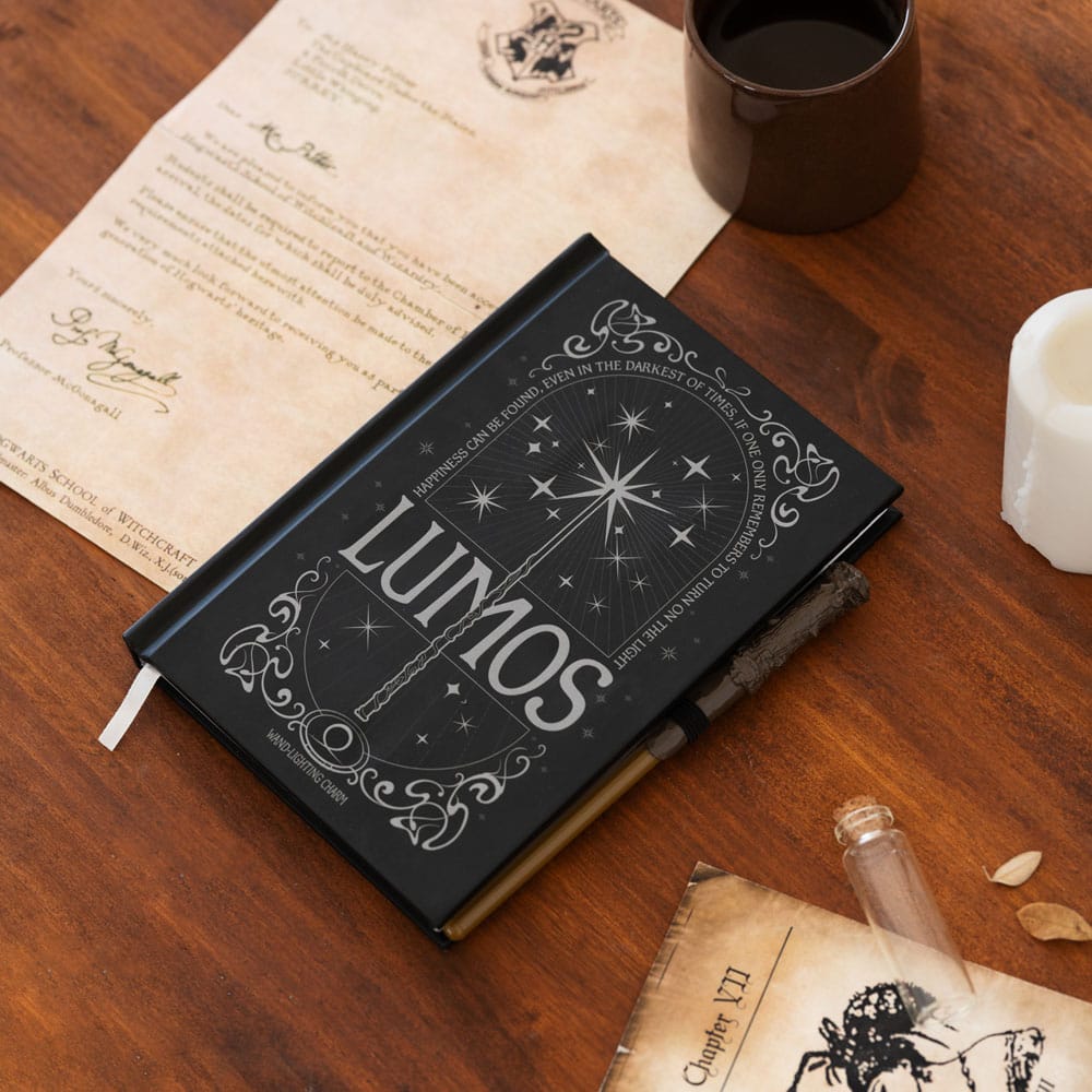 Harry Potter Premium Notizbuch A5 mit Licht Lumos Maxima - Versand: 7 Tage nach Bestellung