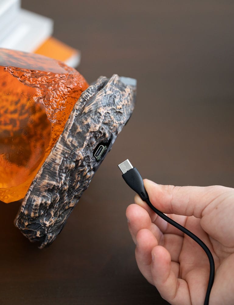 Jurassic Park Lampe mit USB-C Amber - Preorder - ETA: 13.07.2026
