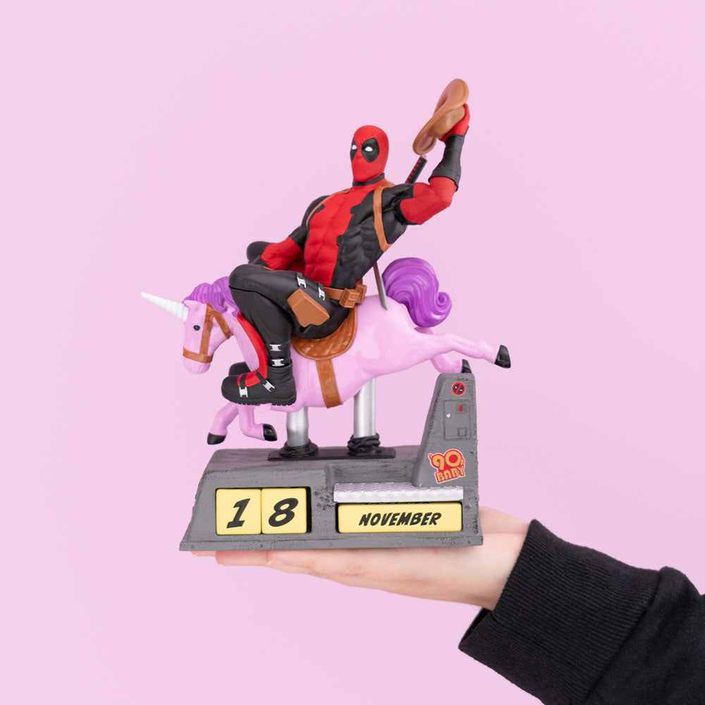 Deadpool 3D Ewiger Kalender - Versand: 7 Tage nach Bestellung