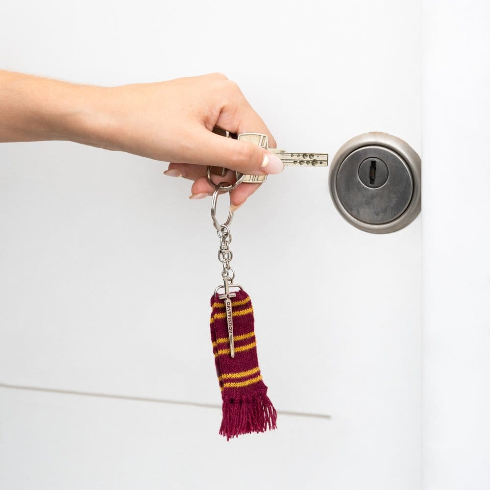 Harry Potter Schlüsselanhänger Gryffindor Schal 15 cm - Preorder - ETA: 26.10.2026