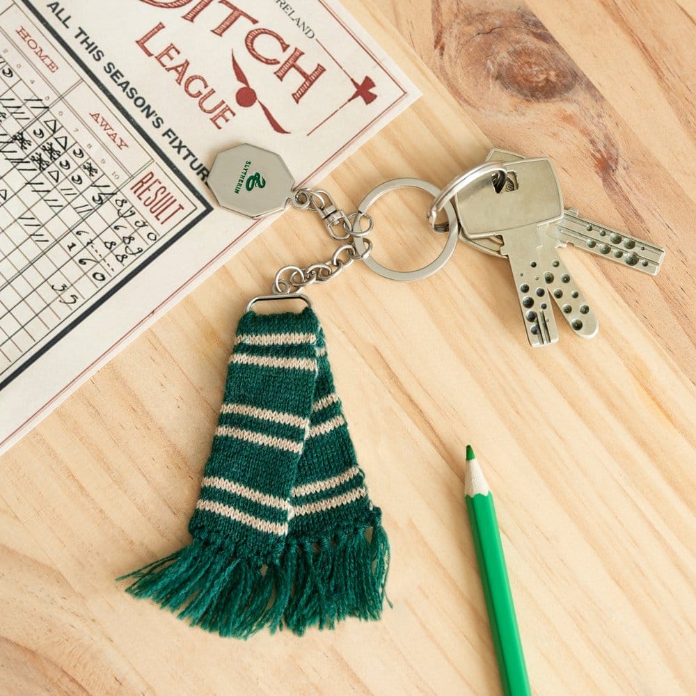Harry Potter Schlüsselanhänger Slytherin Schal 15 cm - Preorder - ETA: 09.07.2026