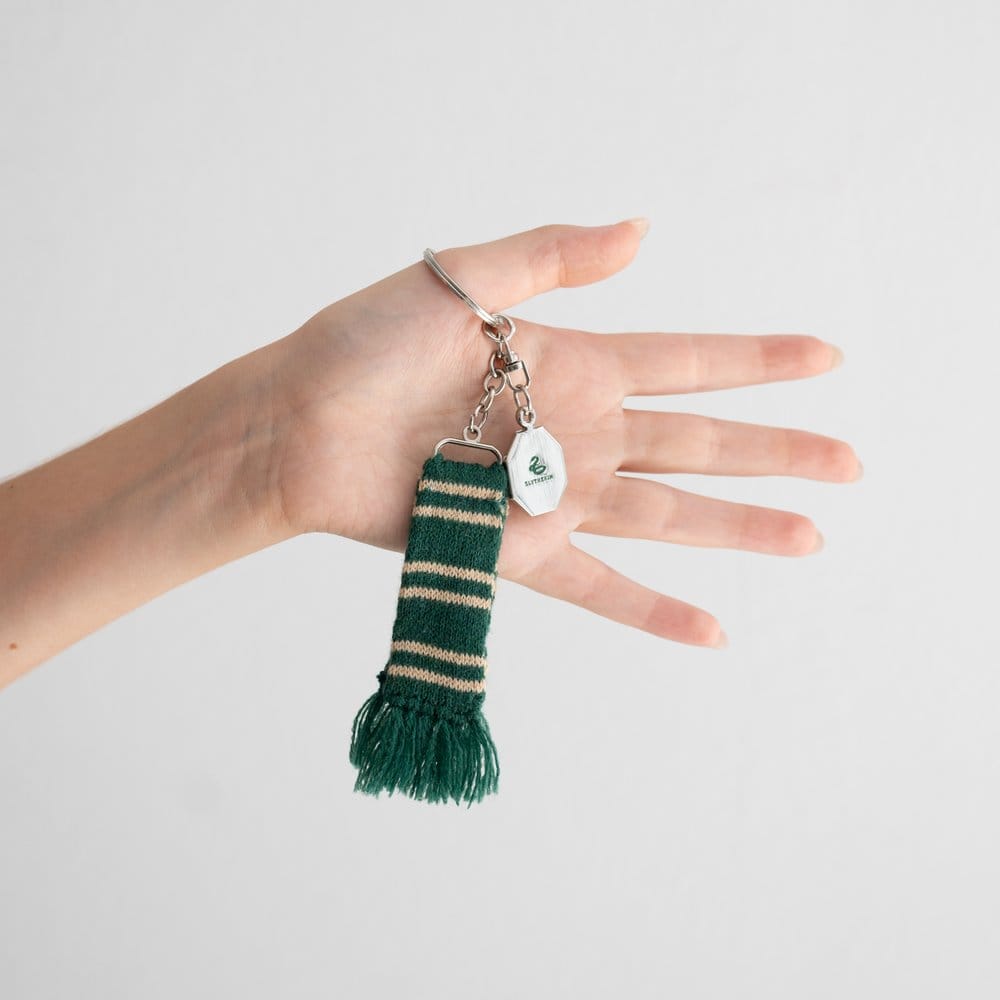 Harry Potter Schlüsselanhänger Slytherin Schal 15 cm - Preorder - ETA: 09.07.2026