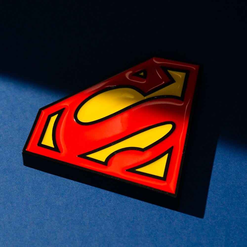 DC Comics Magnet mit Flaschenöffner Superman 9 cm  - Versand: 7 Tage nach Bestellung