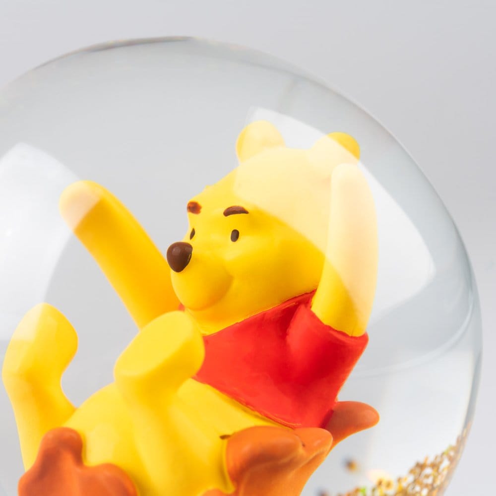 Disney Winnie Puuh Schneekugel 10 cm - Preorder - ETA: 25.11.2026