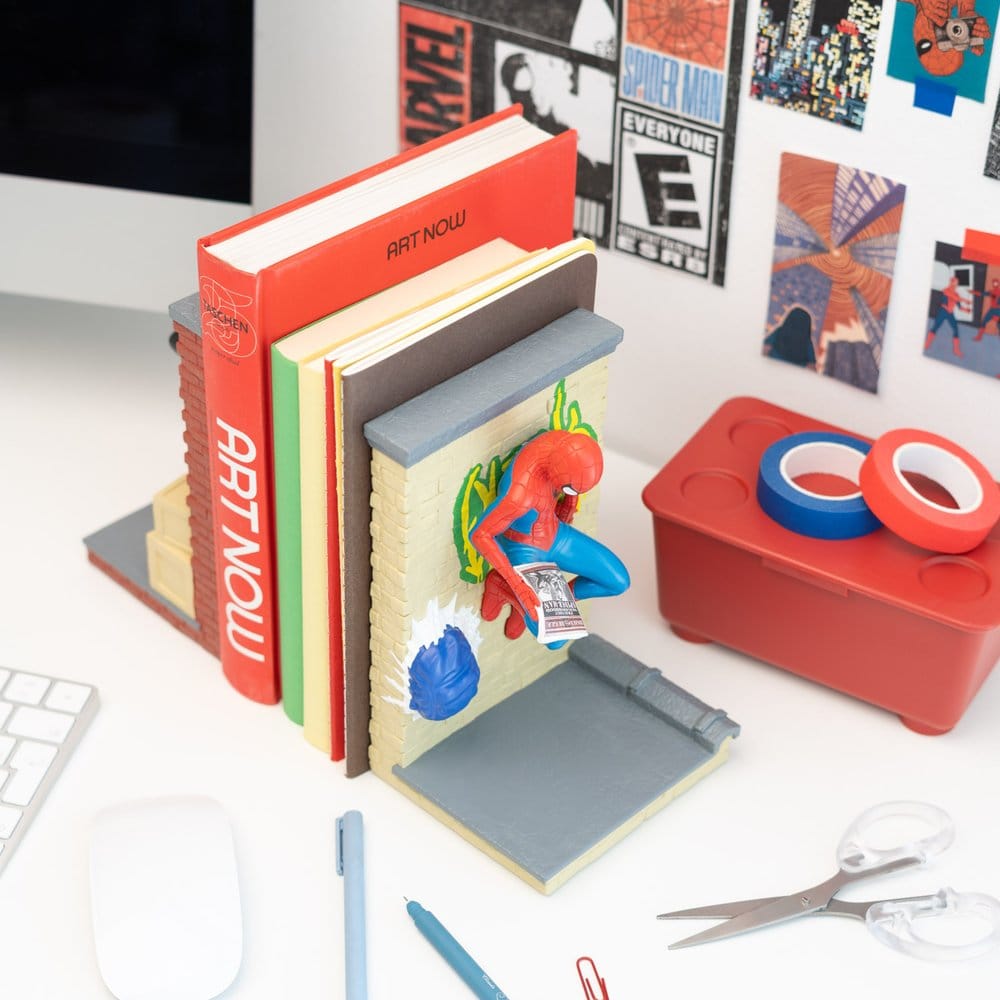 Marvel Buchstützen Spider-Man 12 cm  - Versand: 7 Tage nach Bestellung