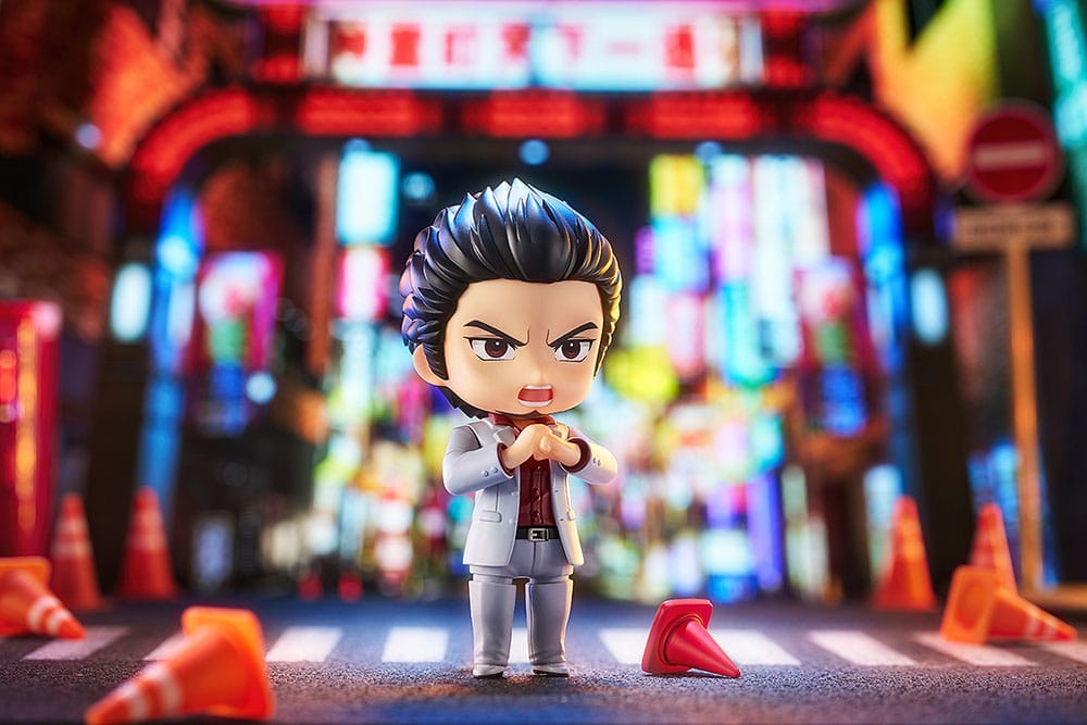 Yakuza Nendoroid Actionfigur Kazuma Kiryu 10 cm      - Versand: 7 Tage nach Bestellung