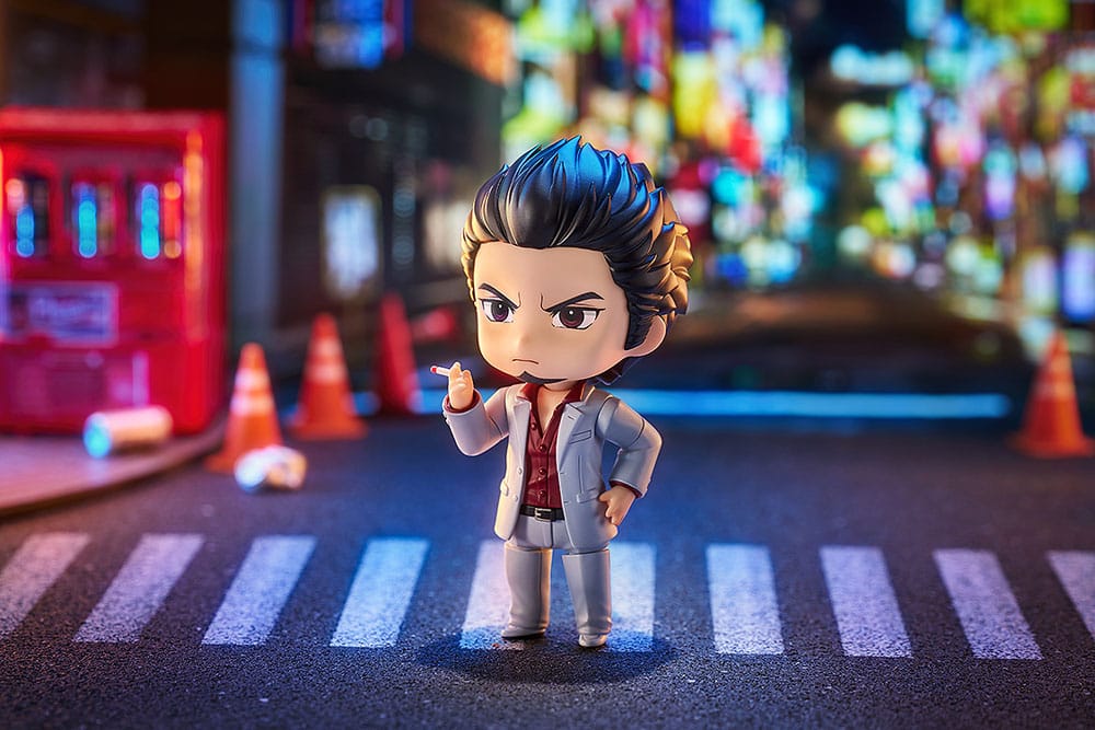 Yakuza Nendoroid Actionfigur Kazuma Kiryu 10 cm      - Versand: 7 Tage nach Bestellung