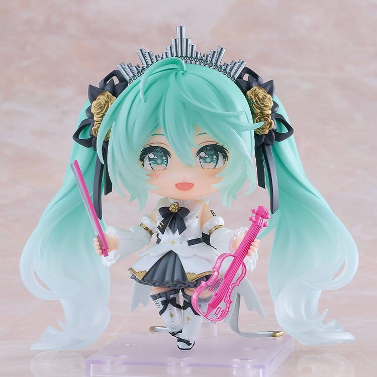 Character Vocal Series 01: Hatsune Miku Nendoroid Actionfigur Symphony: 10th Anniversary Ver. 10 cm - Preorder - ETA: 25.01.2027