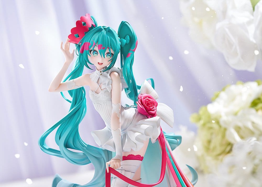 Hatsune Miku GT Project G.S. Collection PVC Figur 1/7 Racing Miku 15th "Rhapsody" 2010-2025 27 cm - Preorder - ETA: 24.12.2027