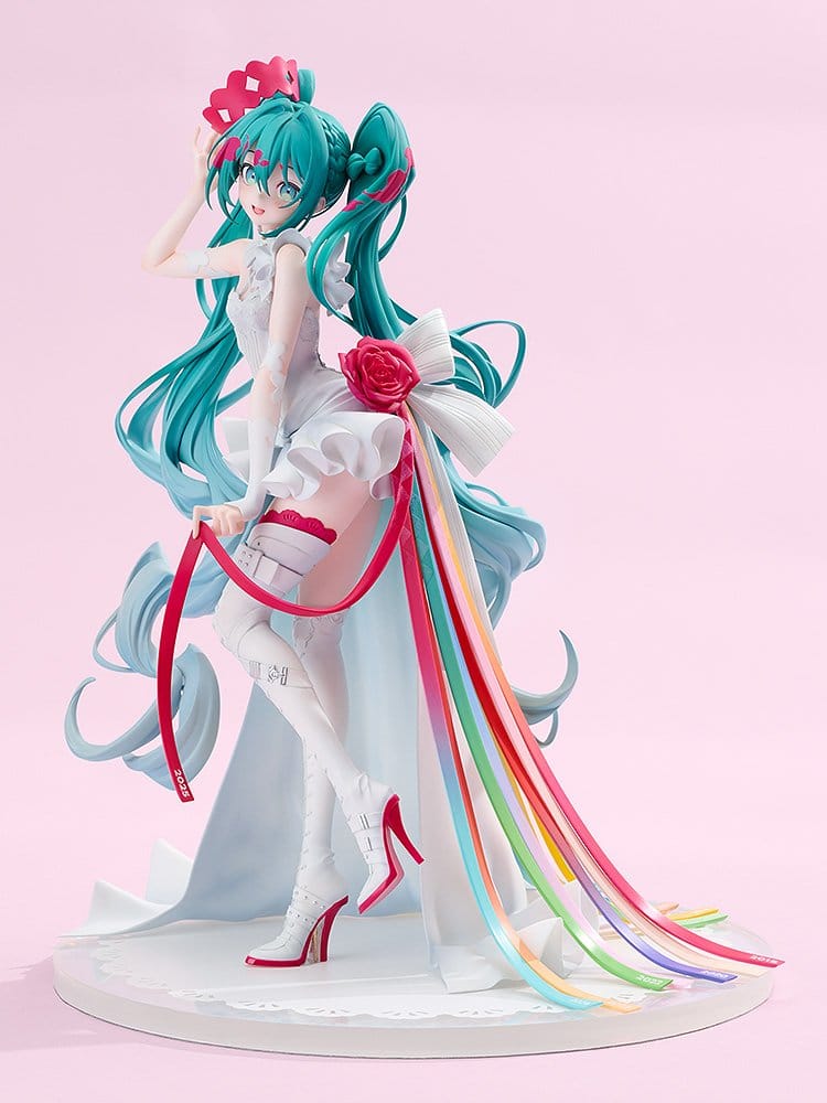 Hatsune Miku GT Project G.S. Collection PVC Figur 1/7 Racing Miku 15th "Rhapsody" 2010-2025 27 cm - Preorder - ETA: 24.12.2027