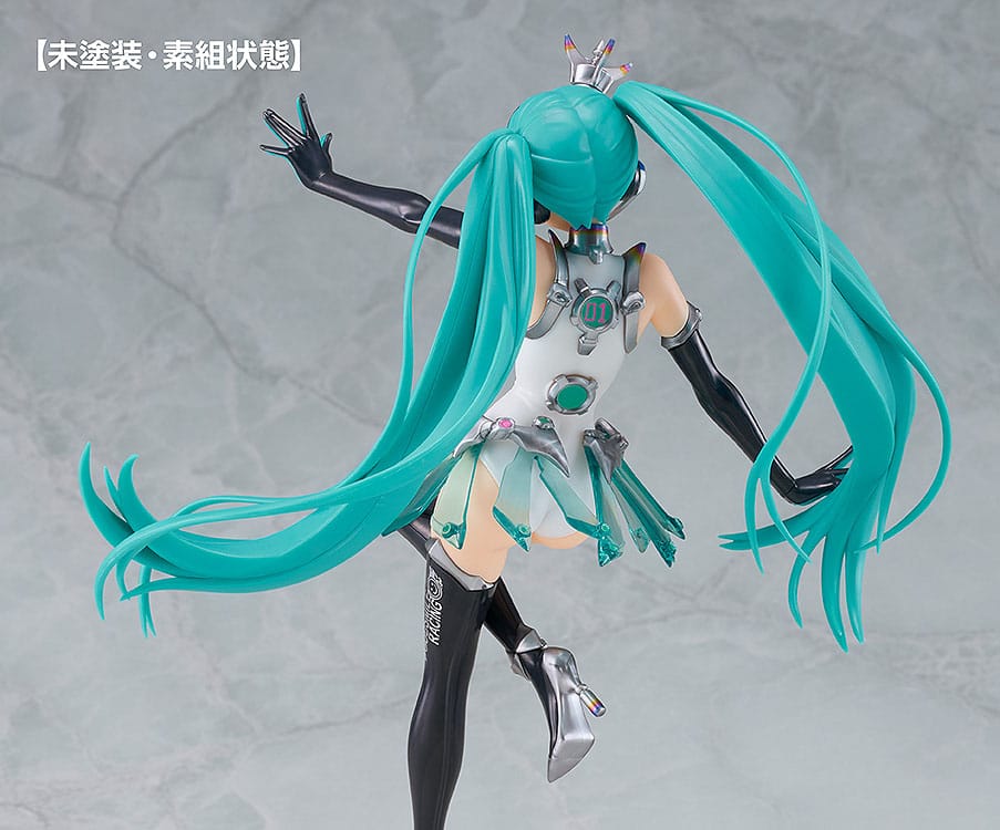 Hatsune Miku GT Project Plastic Model Kit Reincarnation Racing Miku: 2013 Ver. 19 cm  - Preorder - ETA: 25.06.2026