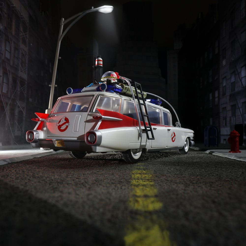 Ghostbusters Plasma Series Fahrzeug 1/18 Ecto-1 (1984) - Versand: 5-7 Tage nach Bestellung