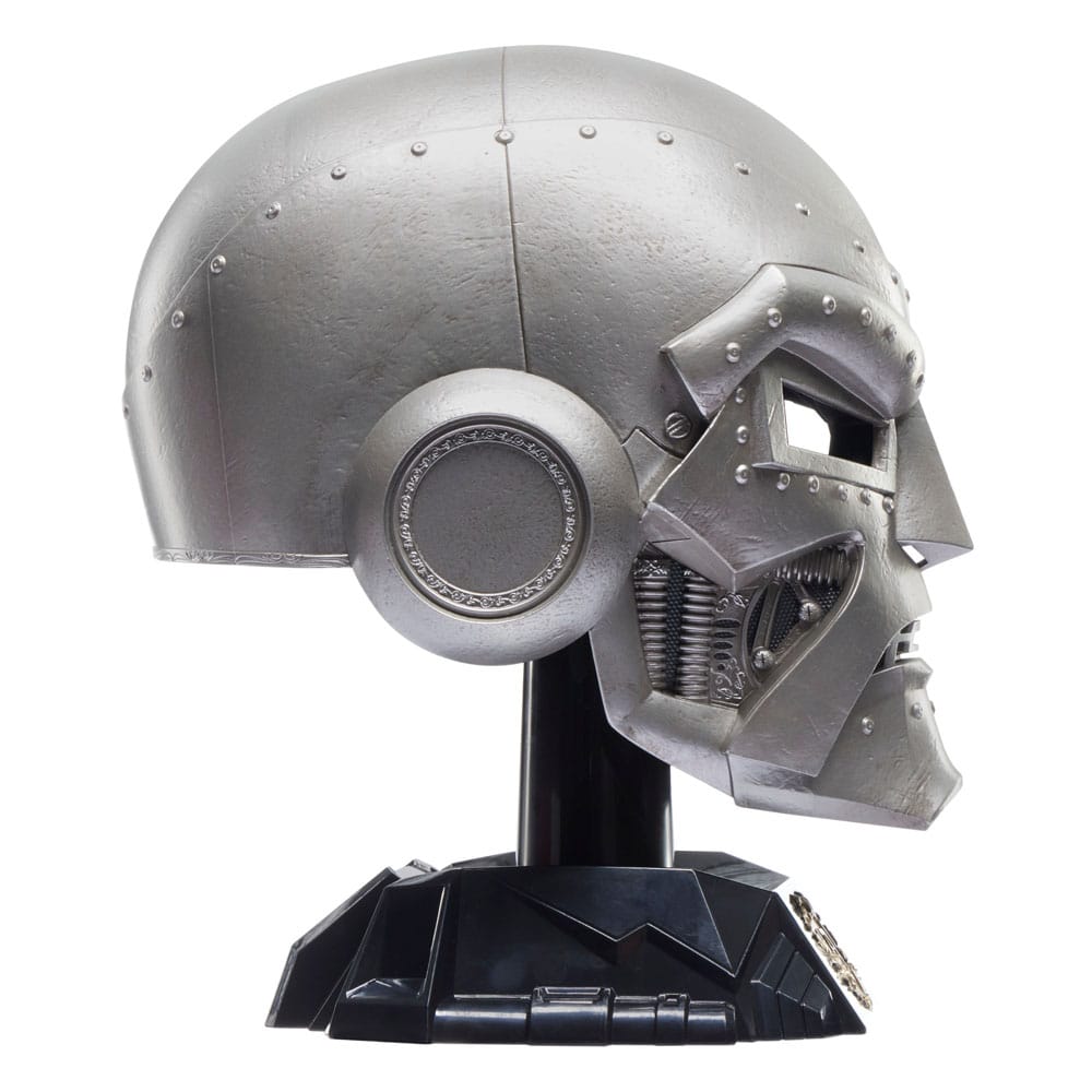Marvel Legends Roleplay-Replik Doctor Doom Premium Helm - Versand: 5-7 Tage nach Bestellung