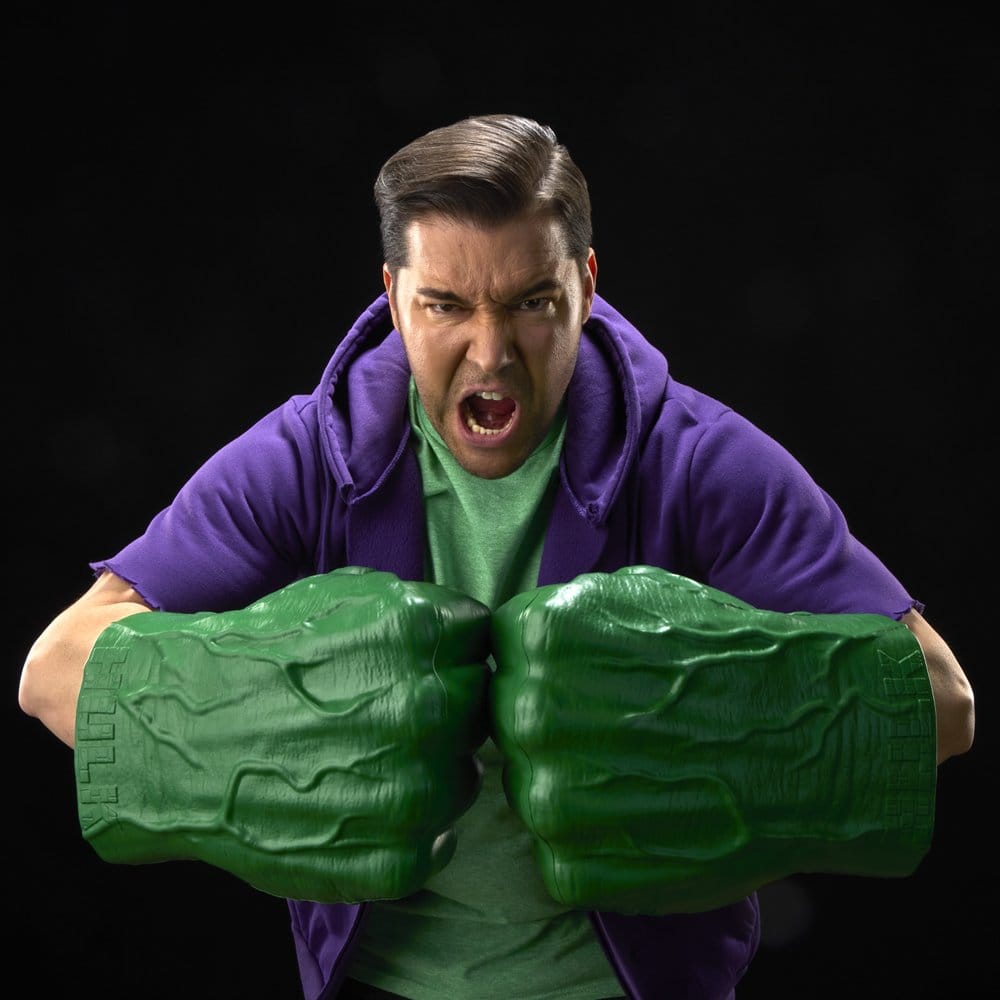The Incredible Hulk Marvel Legends Premium Roleplay-Fäuste - Preorder - ETA: 12.08.2026