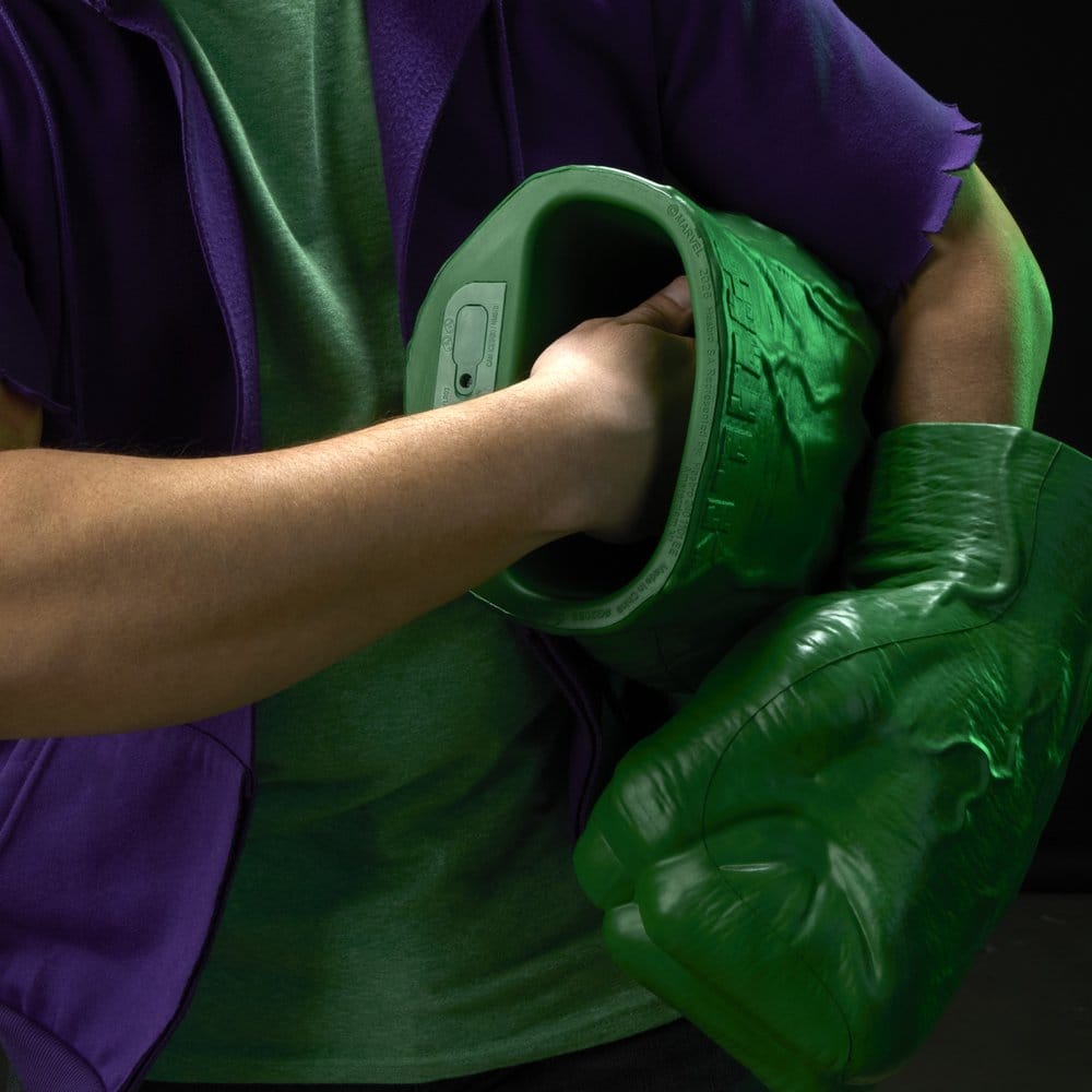 The Incredible Hulk Marvel Legends Premium Roleplay-Fäuste - Preorder - ETA: 12.08.2026