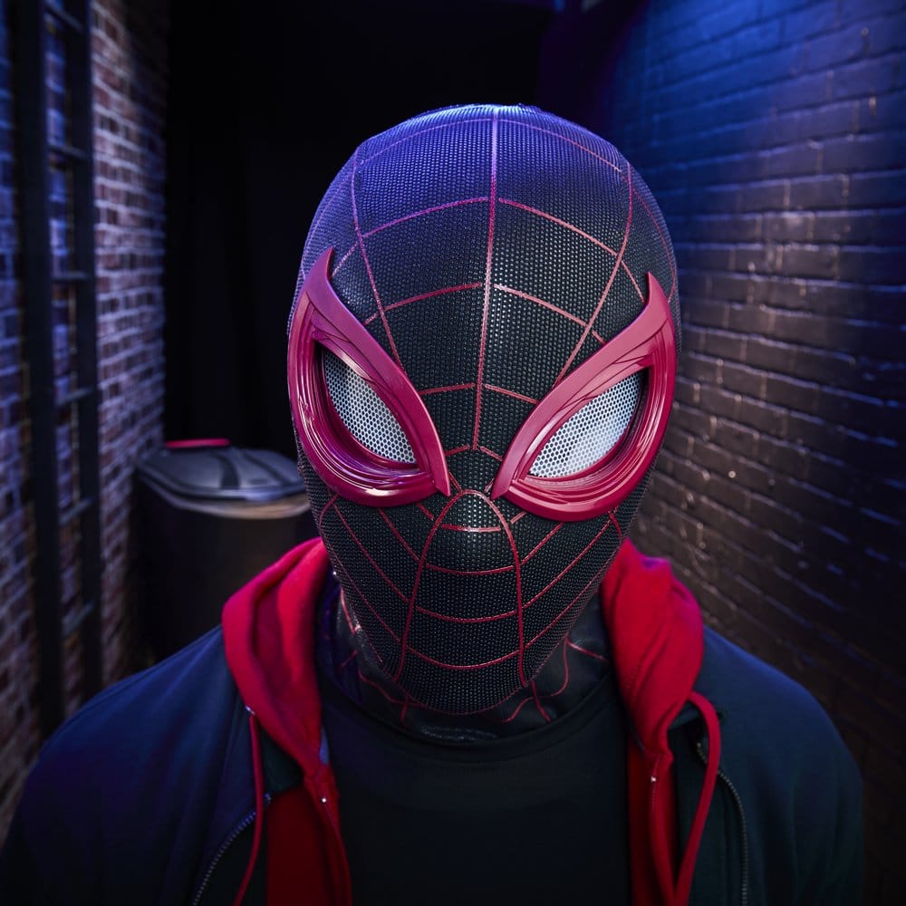 Spider-Man: Miles Morales Marvel Legends Elektronische Maske mit Fernbedienung - Preorder - ETA: 09.12.2026
